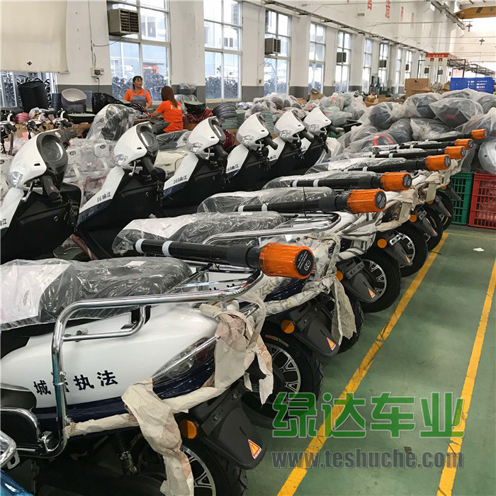 西安曲江新区城管执法局低碳环执法巡逻电动车